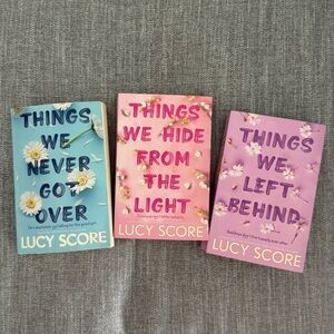 Lucy Score 3 Book “Knockemout Series”  🌸📚📚